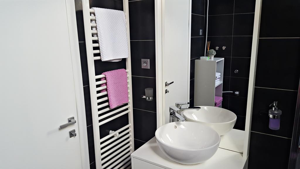 Apartment Lipa Irinovac Bagian luar foto